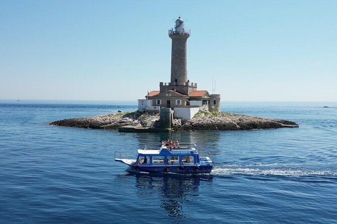 Medulin: Glass Boat Tour Experience to Kamenjak - Seeing Medulin’s archipelago from a glass boat