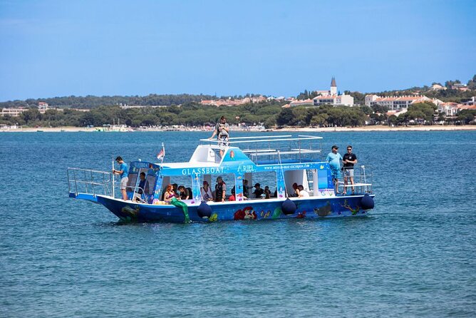 Medulin: Private Glass Bottom Boat Tour to Levan Island - Seeing the Seabed Through the Glass Bottom