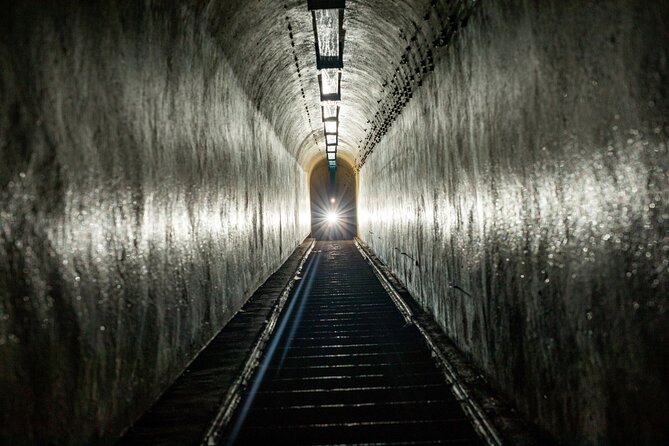 Military Tour - Walking through Vis military tunnels