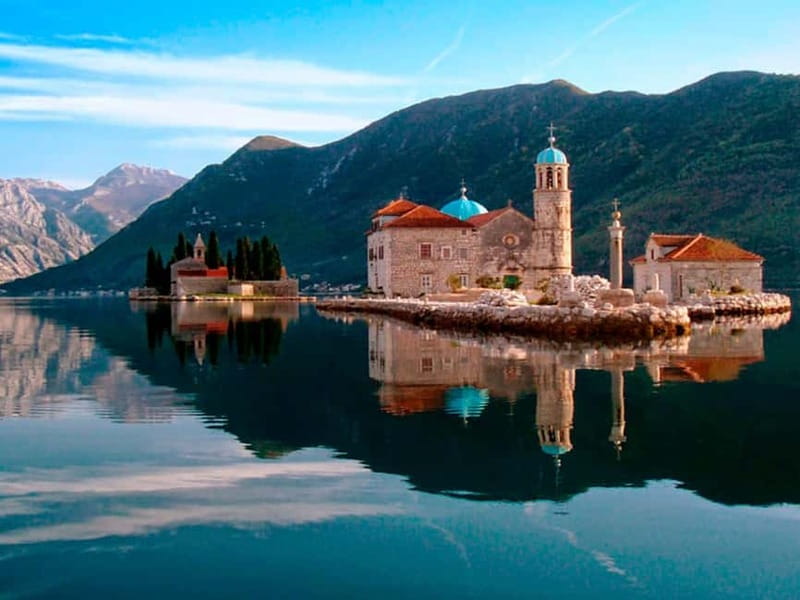 Montenegro Tour with Optional Kotor Bay Boat Cruise - Perast: Baroque waterfront in 50 minutes