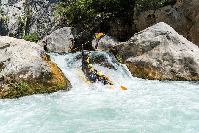 Multi Adventure Experience - Rafting with elements of canyoning - What makes this Cetina River outing special