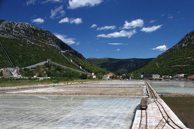 Peljesac and Ston Private Wine Tour with Tastings from Dubrovnik - Ston’s 5.5-Kilometer Wall and Medieval Center