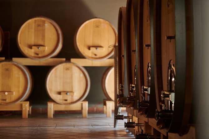 PERVINO - Wine tasting - The charcuterie board is more than a token snack
