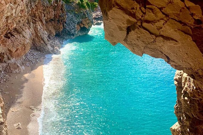 Picnic on Croatian Secret Beach - Why this Konavle beach feels different