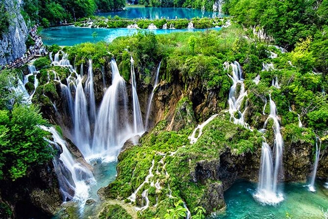 Plitvice and Rastoke day trip from Zagreb w/ticket (guar. dep.) - Entering Plitvice Lakes National Park