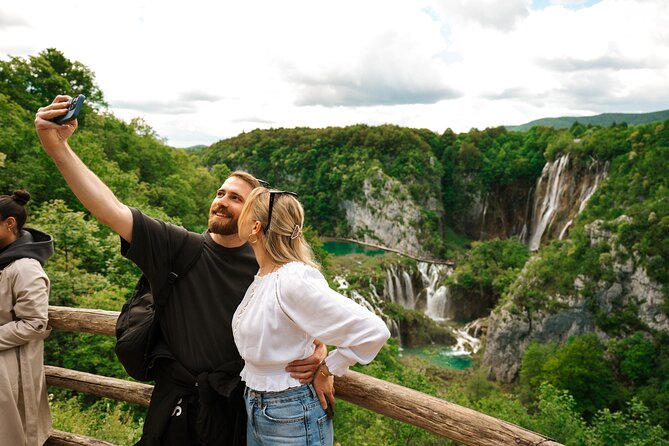Plitvice Lakes and Rastoke Small-Group with Ticket (ENG or ESP) - What the guide adds to the day