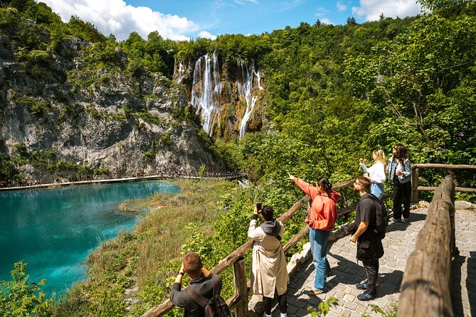 Plitvice Lakes and Rastoke Tour w/ ticket (ENG/ESP) - The Great Waterfall at Plitvice Lakes