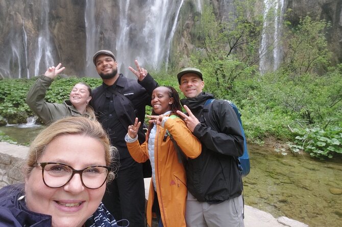 Plitvice Lakes Day Tour from Zadar, Simple and Safe - Choosing between Routes B and C