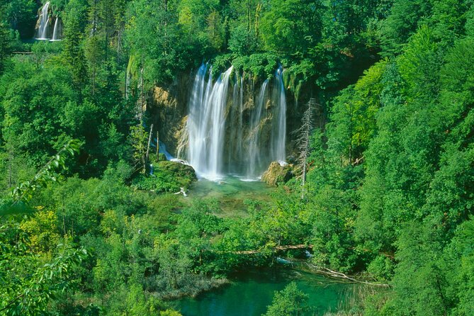 Plitvice Lakes Day Tour from Zadar, Simple and Safe - Afternoon departure: less rush at a lower cost