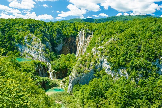 Plitvice Lakes Guided Tour from Zagreb - Why Plitvice Lakes deserves a full day