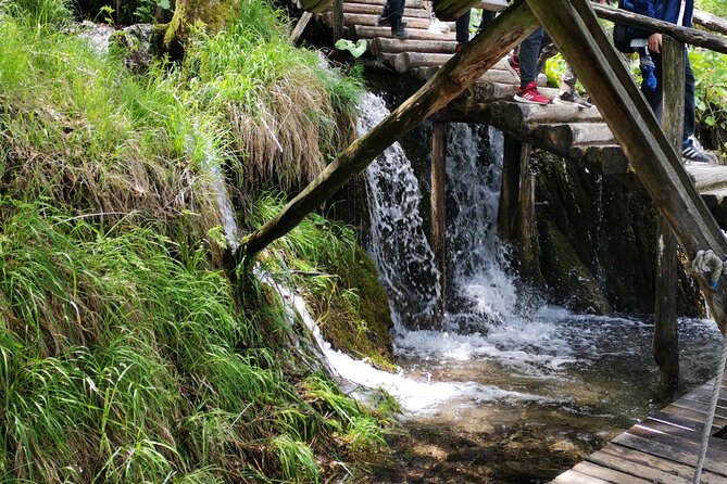 Plitvice Lakes&Rastoke Day Trip from Zagreb (5 h at the Lakes) - Why the small group and driver matter