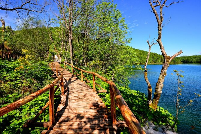 Plitvice Lakes Small Group Tour Ecco from Split or Trogir - Four hours on the boardwalks