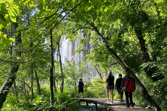 Plitvice Lakes with Ticket & Rastoke Guided Tour from Zagreb - Entering Plitvice Lakes National Park