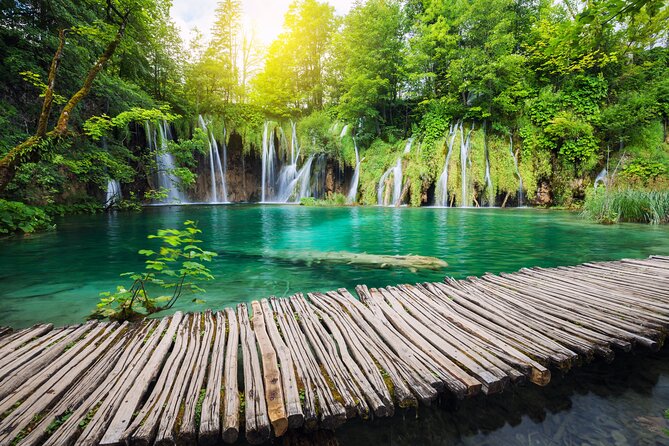 Plitvice & Rastoke: Guided Tour from Zagreb; Max 8 people ENG/ESP - Who will enjoy this day most
