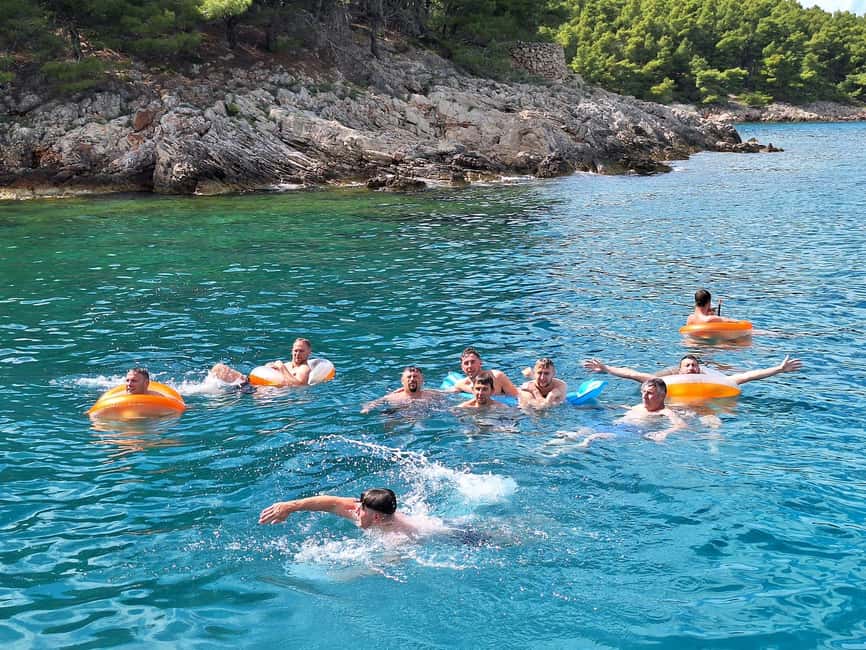 Podstrana: Full-Day Boat Trip to Brač and Shipwreck Kontesa - Who will enjoy this trip most