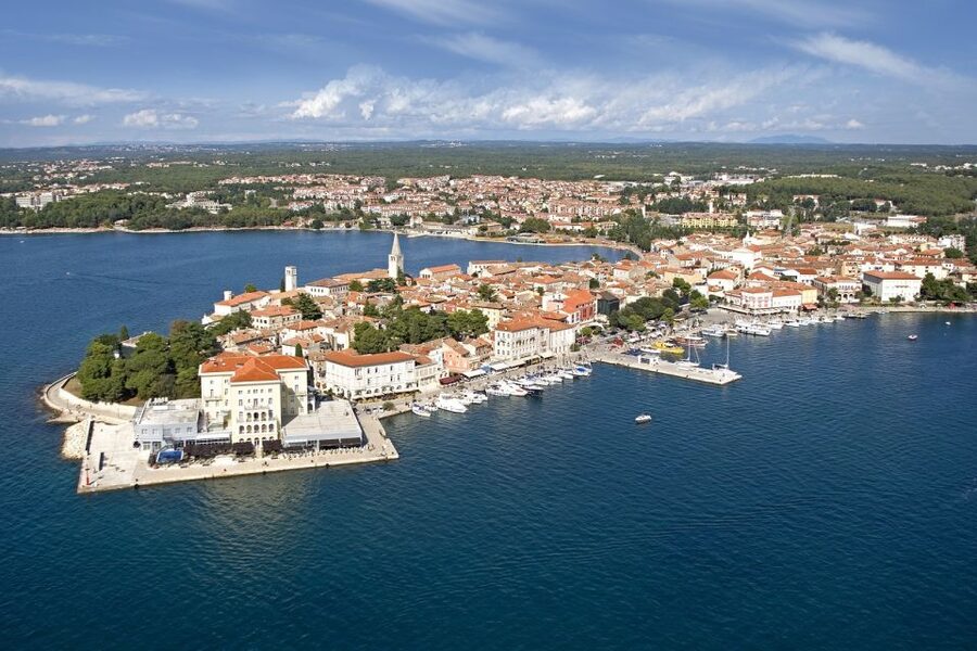 Porec: Boat Cruise with Barbecue Lunch - Leaving Porec for the Istrian coast