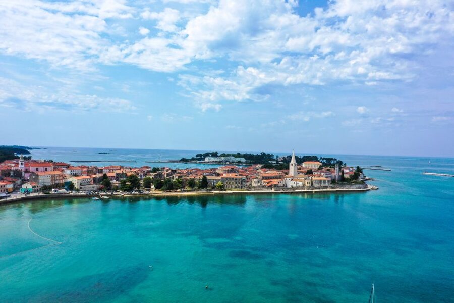 Poreč: Panoramic Morning Cruise Among 20 Islands with Drinks - Watching for Dolphins Without Expecting Them