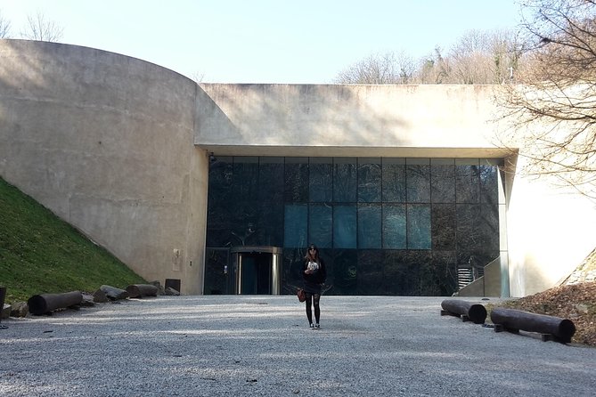 Prehistoric & Medieval Croatia Tour - Krapina Neanderthal Museum and 125,000-year-old human history