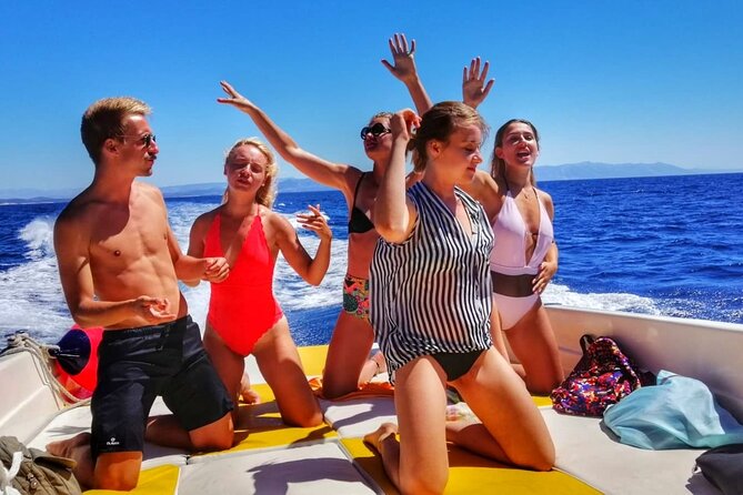 Private 4 islands tour (Golden Horn, Hvar, Pakleni islands, Šolta) - Necujam Bay: a short swim around a shipwreck