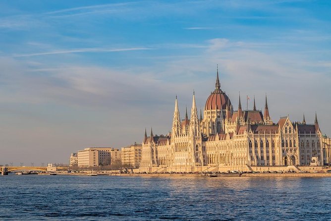 Private Arrival Transfer: Zagreb Airport to Zagreb Hotels - The 25-minute ride into Zagreb