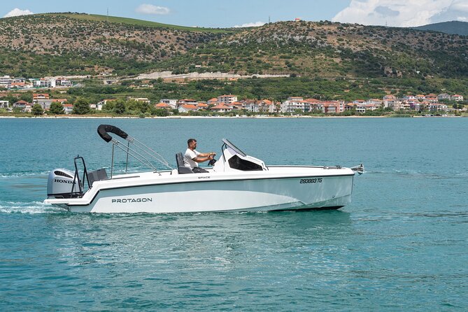 Private boat tour-custom itinerary from Split and Trogir - Choose between islands, beaches, and swimming bays