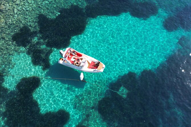 Private boat tour of Red rocks & Pakleni islands - Plenkovic winery at Sveta Nedelja