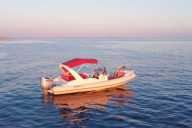 Private boat tour of Red rocks & Pakleni islands - The Pakleni Islands from the water