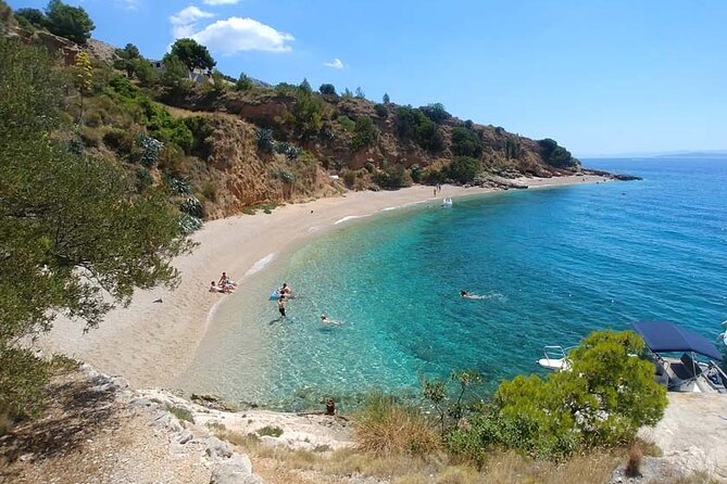 Private Boat Tour to Brac and Solta islands: Non-Touristy Itinerary - Stomorska puts lunch beside the water
