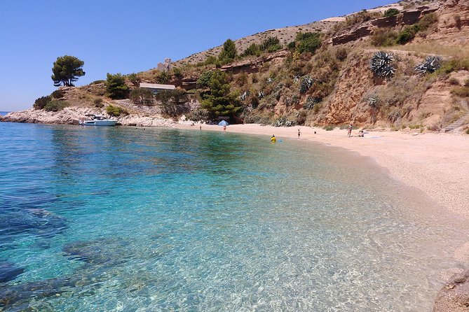 Private Boat Tour to Brac and Solta islands: Non-Touristy Itinerary - The skipper matters more than the timetable