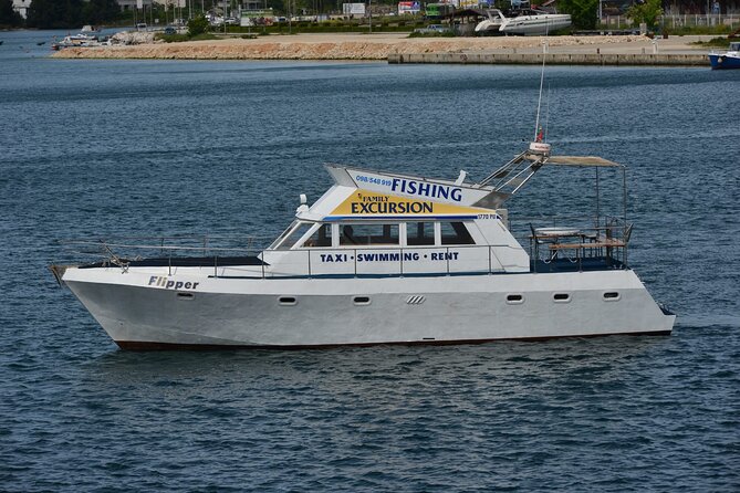 Private Boat Tour with activities in Pula Croatia - Why a private boat makes sense in Pula