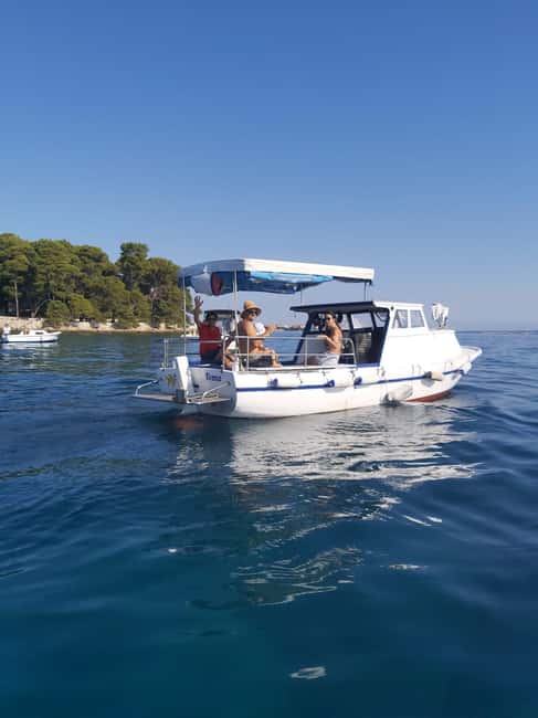 Private Boat tour with refreshing drinks Zadar - Leaving Zadar from the INA gas station