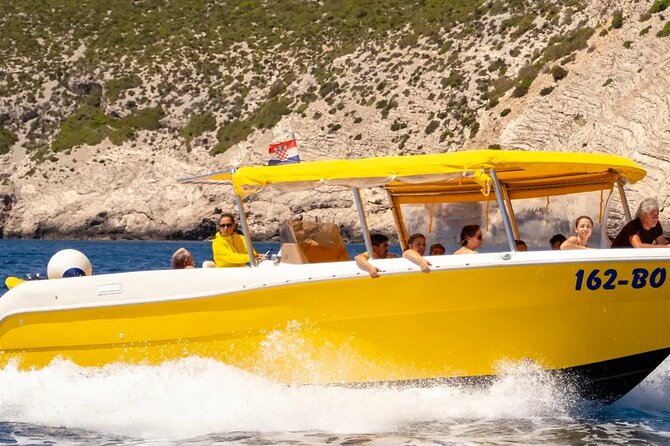 Private boat transfer Split - Bol - Key points at a glance