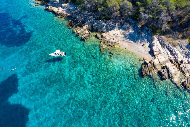 Private Boat Trip Swim and Chill in Crystal Blue Šibenik half day - Krbela, Dvainka, Rakitnjak, and Drvenik