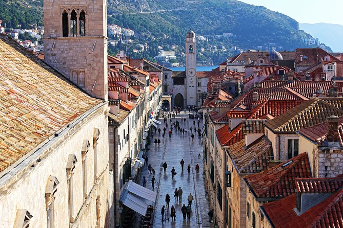 Private Dubrovnik City Walls & City Tour - Lovrjenac Fortress gives the tour a dramatic opening