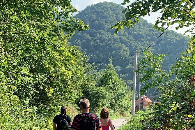 Private eclectic hiking experience of Samobor Hills - Samobor Castle and the Old Town fort