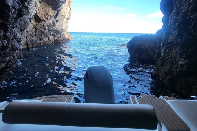 Private Elaphiti Islands Boat Tour Tailor-Made 8h - Osmoliš Beach: a final swim before Dubrovnik
