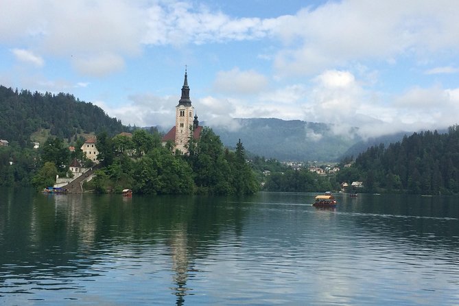 Private Guided Tour of Ljubljana and Lake Bled from Zagreb - Lake Bled: a postcard view with limited time