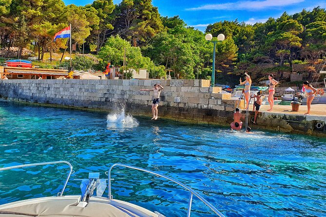 Private Half day Elafiti islands and Blue cave tour - What the skipper adds to the day