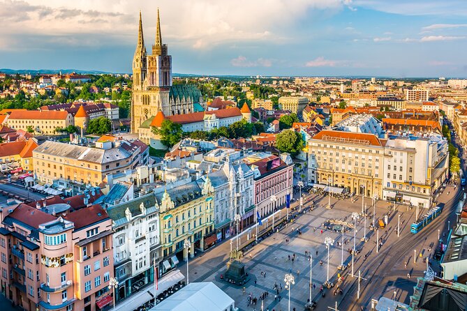 PRIVATE Half-Day Food Tour: The 10 Tastings of Zagreb With Locals - Ban Josip Jelačić Square with sarma and štrukli