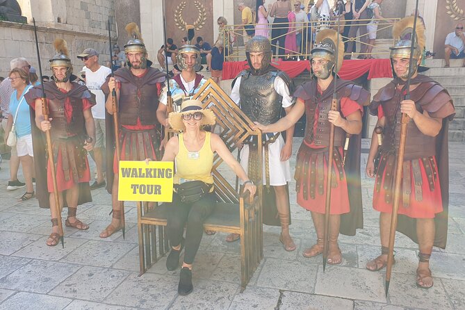 Private History Split Walking Tour in English - Key points before you book