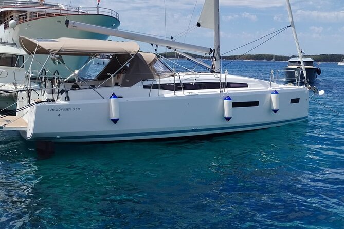 Private Inter-Island Tour from Dubrovnik to Elaphiti Islands - The boat, the captain, and the private format
