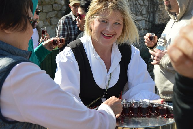 Private Krka Waterfalls Tour with Wine Tasting from Sibenik - A slow hour in Skradin