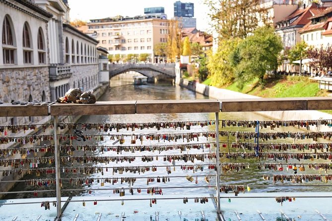 Private Ljubljana and Postojna Cave Tour from Zagreb - Three hours in Ljubljana’s old town