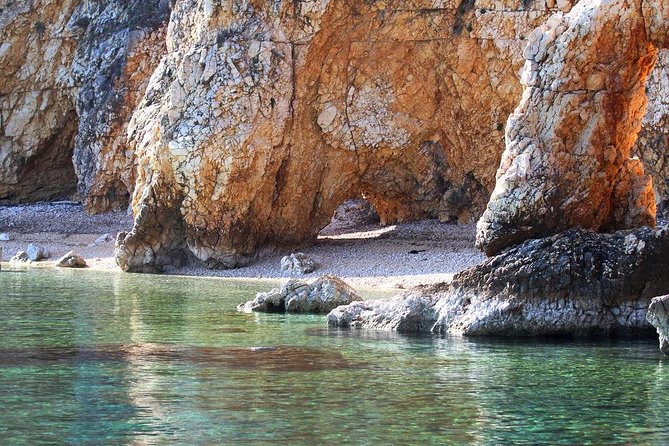Private Plavnik Island Half-Day boat trip with capt. Bobo - What Captain Bobo adds to the trip