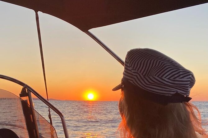 PRIVATE Romantic Sunset Boat Tour Zadar with Local Wine 1,5h - Wine, conversation, and the missing dinner