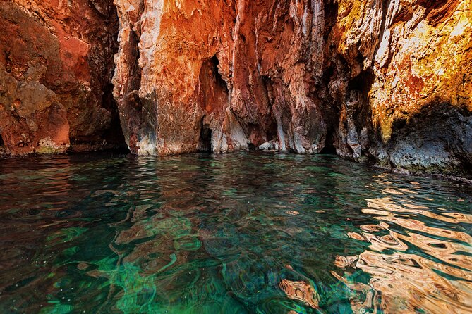 Private Speed Boat Tour of Hvar South Shore & Pakleni islands - Key Points at a Glance