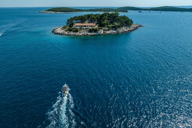 Private speedboat custome-made tour / from Trogir and Split - What is included, and what you should plan for