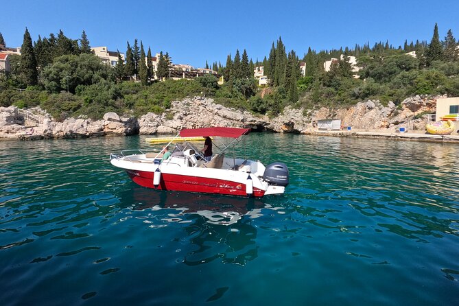 Private Speedboat Tour- Blue cave, sandy beaches and snorkelling - Key points at a glance