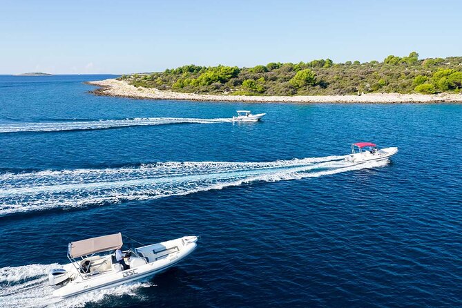 Private speedboat tour to Blue Lagoon and 3 Islands - A skipper can make or break this day