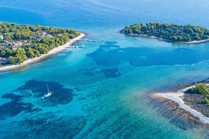 Private speedboat tour to Blue Lagoon and 3 Islands - Who will enjoy the eight-hour format